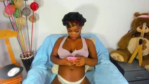 Snapshot of helena_copper chatting on 28, 4, 2026 HELENA COPPER online show from 28, 4, 2026