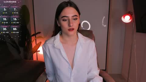 Snapshot of helena_lorente chatting on 16, 12, 2024 Helen online show from 16, 12, 2024