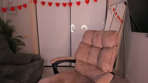 Helen online show from 18, 3, 2026