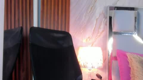 Snapshot of helena_santos01 chatting on 26, 6, 2026 Helena Santos online show from 26, 6, 2026