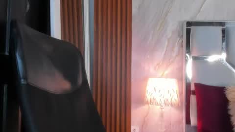 Snapshot of helena_santos01 chatting on 13, 7, 2026 Helena Santos online show from 13, 7, 2026