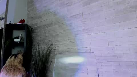 Snapshot of helenceccile chatting on 28, 4, 2026 Helen online show from 28, 4, 2026