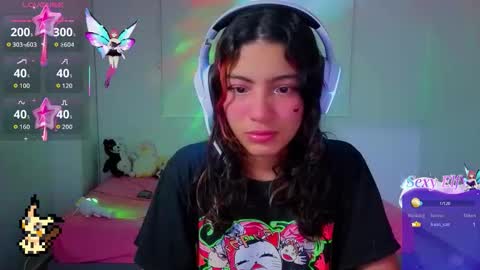 Helia Transfem and Amy online show from 22, 12, 2025