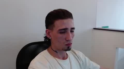 Snapshot of hell_boy66 chatting on 5, 3, 2026 Eros online show from 5, 3, 2026