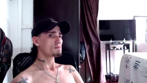 Snapshot of hell_boy66 chatting on 21, 5, 2026 Eros online show from 21, 5, 2026