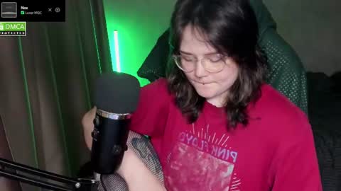 Red online show from 12, 7, 2026