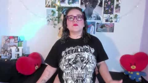 Snapshot of hellen21rose chatting on 2, 12, 2025 hellen online show from 2, 12, 2025