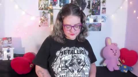 Snapshot of hellen21rose chatting on 14, 12, 2025 hellen online show from 14, 12, 2025