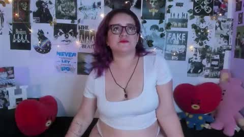 Snapshot of hellen21rose chatting on 3, 2, 2026 hellen online show from 3, 2, 2026