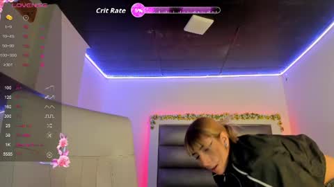 Snapshot of hellen__smith_ chatting on 16, 6, 2026 hellen__smith_ online show from 16, 6, 2026