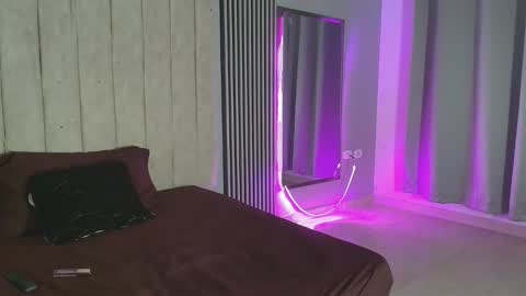 hellen_rice online show from 8, 10, 2025