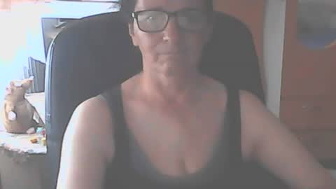 hellenmarie online show from 22, 6, 2026