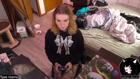 Snapshot of hellfire_girl chatting on 26, 4, 2026 Hayley online show from 26, 4, 2026