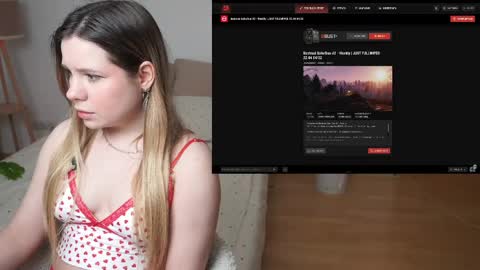 Snapshot of hello_taya chatting on 22, 4, 2026 Taya online show from 22, 4, 2026