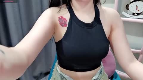 Snapshot of hellokitty_sexy chatting on 2, 7, 2026 hellokitty_sexy online show from 2, 7, 2026