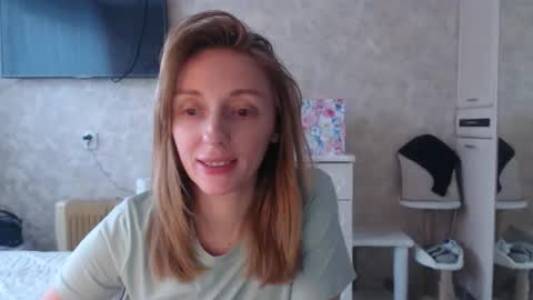 Snapshot of hellokittykaty chatting on 27, 2, 2026 Victory online show from 27, 2, 2026