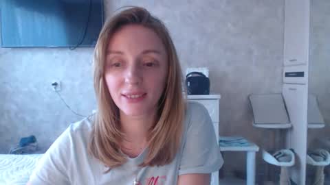 Snapshot of hellokittykaty chatting on 5, 3, 2026 Victory online show from 5, 3, 2026