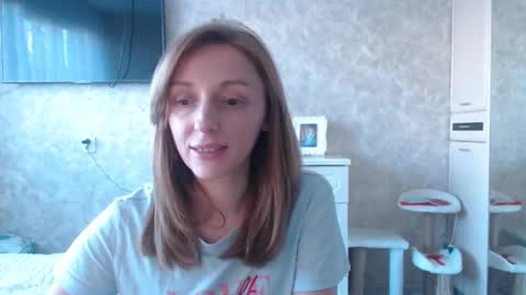 Snapshot of hellokittykaty chatting on 27, 3, 2026 Victory online show from 27, 3, 2026