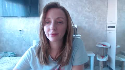 Snapshot of hellokittykaty chatting on 6, 4, 2026 Victory online show from 6, 4, 2026