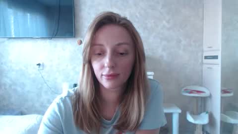 Snapshot of hellokittykaty chatting on 14, 4, 2026 Victory online show from 14, 4, 2026