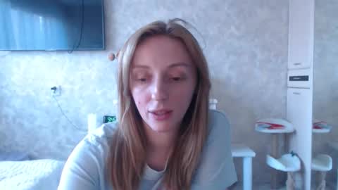 Snapshot of hellokittykaty chatting on 17, 4, 2026 Victory online show from 17, 4, 2026