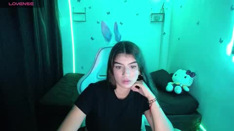 helloo_kityy25 online show from 10, 2, 2025