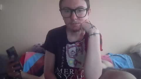 Snapshot of hellr4izer chatting on 16, 12, 2025 Hayden Phirox online show from 16, 12, 2025