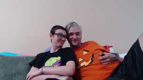 Snapshot of hellr4izer chatting on 18, 12, 2025 Hayden Phirox online show from 18, 12, 2025