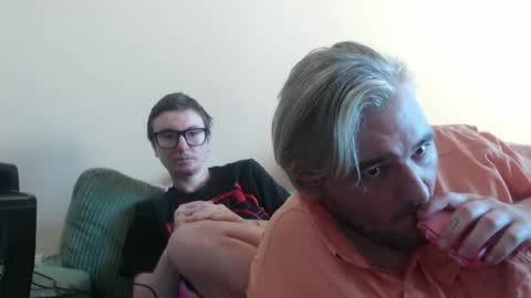 Snapshot of hellr4izer chatting on 20, 12, 2025 Hayden Phirox online show from 20, 12, 2025