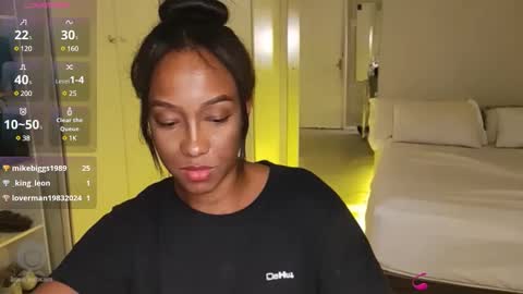 Snapshot of hellsd97 chatting on 31, 12, 2024 hellsd97 online show from 31, 12, 2024