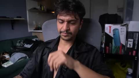 Owner of your wallet  online show from 16, 11, 2025