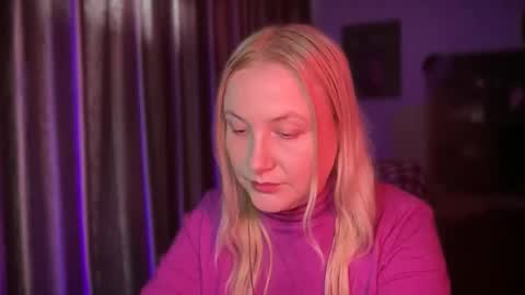 Snapshot of hellyriddle chatting on 19, 12, 2025 DeleteyourSadness online show from 19, 12, 2025