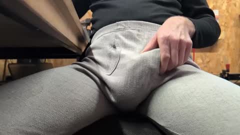 Snapshot of henkietien chatting on 18, 1, 2025 henkietien online show from 18, 1, 2025