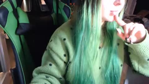 Hentaishiing online show from 5, 11, 2025