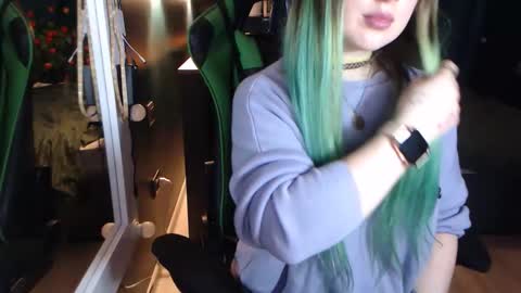 Hentaishiing online show from 26, 11, 2025