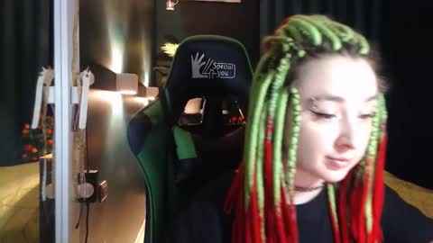 Hentaishiing online show from 18, 3, 2026