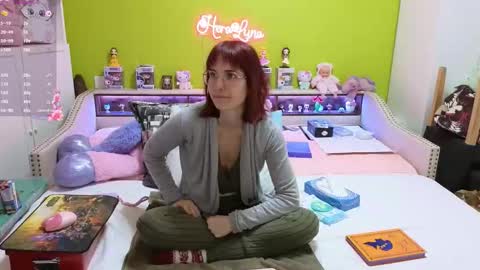 HeraLuna  online show from 5, 2, 2026