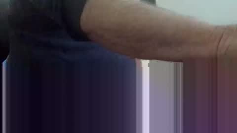 Snapshot of herbee510 chatting on 19, 11, 2025 herbee510 online show from 19, 11, 2025