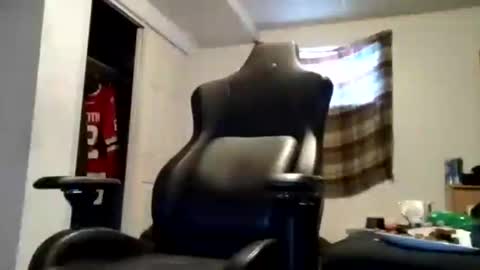 Snapshot of hereforbootyyy chatting on 6, 1, 2025 Hereforbootyyyy online show from 6, 1, 2025