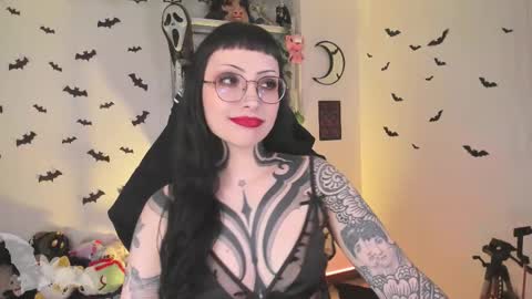 Snapshot of herinfernalmajesty chatting on 11, 3, 2026 Marie online show from 11, 3, 2026