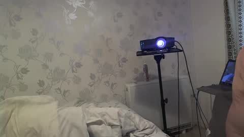 mature online show from 10, 9, 2025