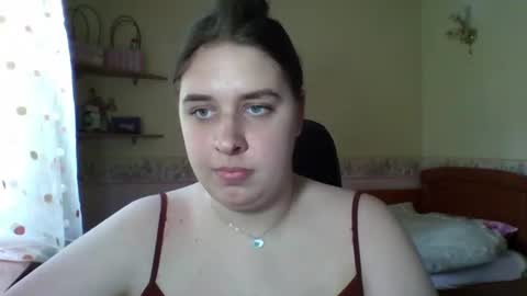 hess_luna_ online show from 9, 7, 2026
