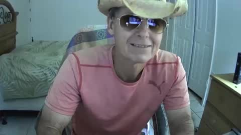 hewes1 online show from 19, 1, 2025