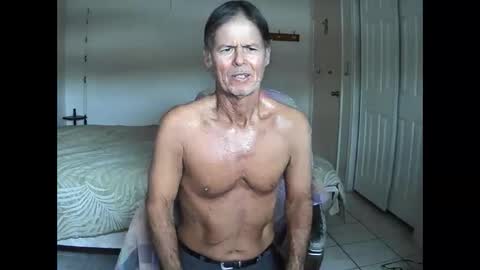 Snapshot of hewes1 chatting on 16, 2, 2026 hewes1 online show from 16, 2, 2026