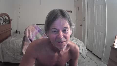 Snapshot of hewes1 chatting on 21, 3, 2026 hewes1 online show from 21, 3, 2026