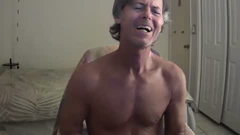 Snapshot of hewes1 chatting on 29, 3, 2026 hewes1 online show from 29, 3, 2026