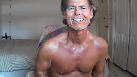 Snapshot of hewes1 chatting on 29, 3, 2026 hewes1 online show from 29, 3, 2026