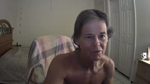 Snapshot of hewes1 chatting on 10, 7, 2026 hewes1 online show from 10, 7, 2026