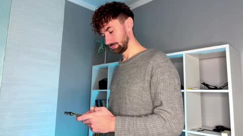 Snapshot of hey_arnold chatting on 31, 12, 2024 Arnold online show from 31, 12, 2024