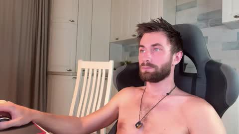 Snapshot of hey_arnold chatting on 25, 2, 2026 Arnold online show from 25, 2, 2026